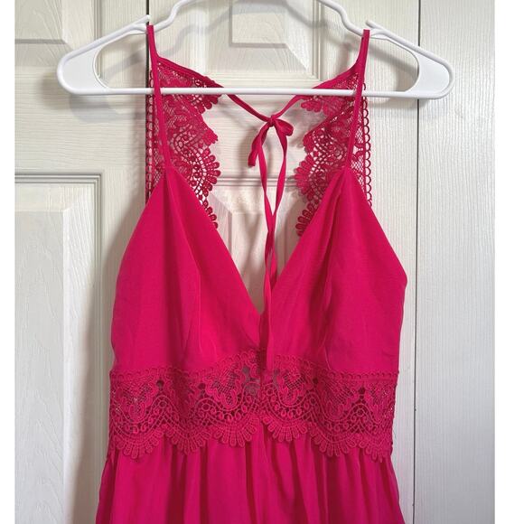 Love Tree Hot Pink Lace Trim Open Back Romper Size Small - Picture 2 of 8